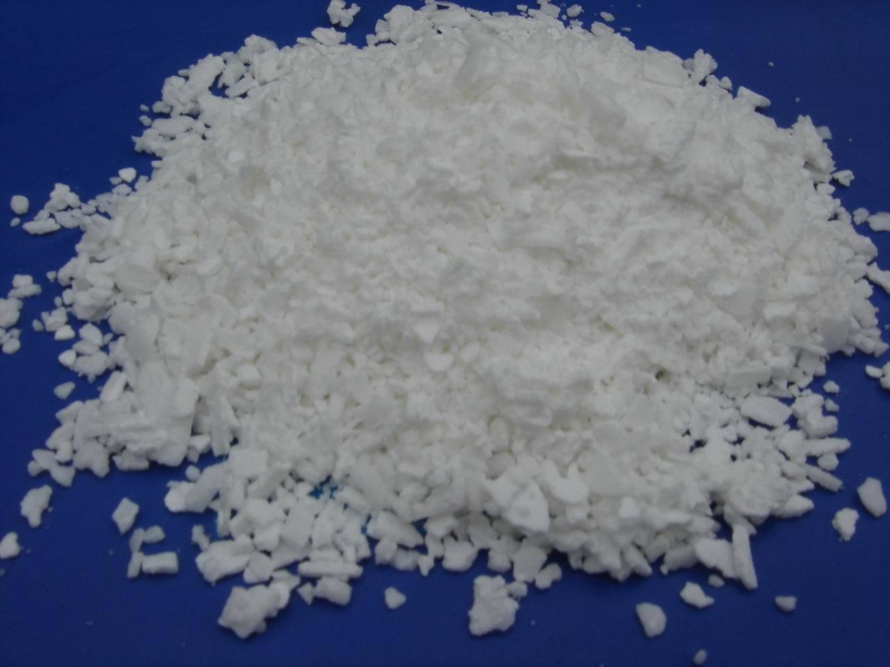 Food grade anhydrous calcium chloride